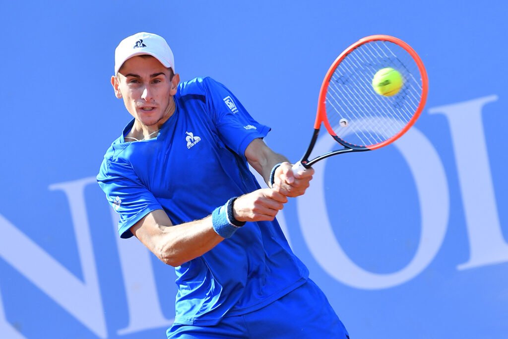 Matteo Arnaldi, terza testa di serie del Piemonte Open Intesa Sanpaolo, ha vinto il derby contro Fabio Fognini (foto Francesco Panunzio)